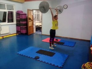 Яна. Clean&jerk 25кг х 3. С новыми блинами