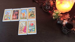 СЧИТАЕТ ЛИ ОН МЕНЯ КРАСИВОЙ И ПРИВЛЕКАТЕЛЬНОЙ