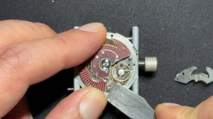 Disassembling the SISTEM51 Movement similar to the one inside the new Swatch x Blancpain