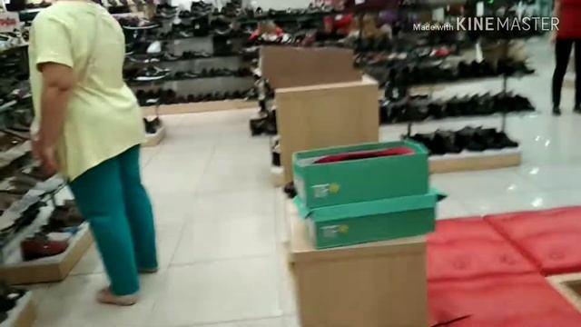 Покупаем обувь!!!!!!!