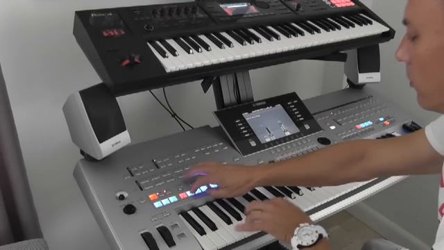 Trans-X cover Tyros 4 / Roland FA 06 смотреть онлайн