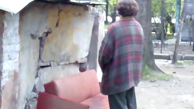 Обоссаный диван смотреть онлайн