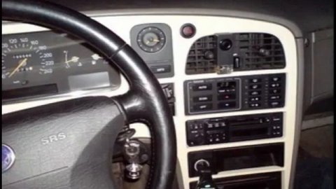 Saab 9000.avi