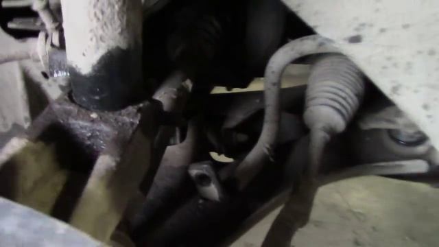 Замена стойки стабилизатора Рено Меган2, Сценик2