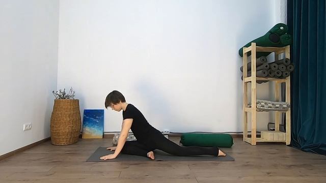 Инь йога с Полиной Луч | 30 минут смотреть онлайн