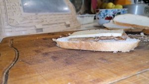 Бутерброды с беконом и сыром | Рецепт