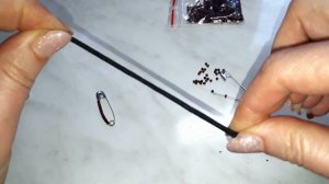 Нанизала 12 БУСИН на Булавку. ВОТ ЧТО из этого Вышло. КАЖДЫЙ СМОЖЕТ сделать также.