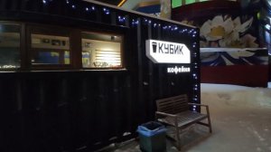 Как кафе из контейнера выдержало зиму