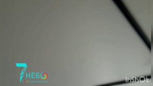 Белые матовые натяжные потолки в квартире от студии "Седьмое небо"