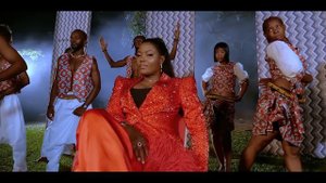 Koffi Olomide Ft. Cindy Le Cœur - MAMA EYENGA ( Clip Officiel )