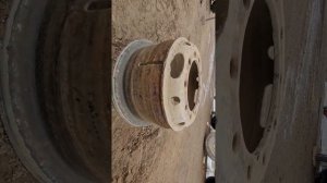 мобильный шиномонтаж грузовой. особенность замене шин с камерой. 12.00R20