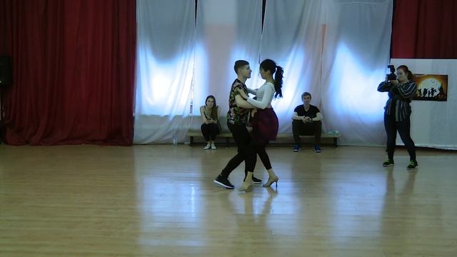 Александр Астапенков и Кристина Зандаева - SENSUAL WEEKEND 1.0 смотреть онлайн