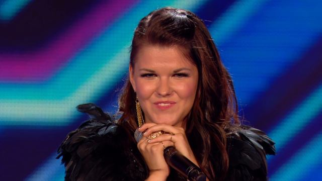 Saara Aalto fights for her Chair with I See Fire | Six Chair Challenge | The X Factor UK 2016 смотреть онлайн