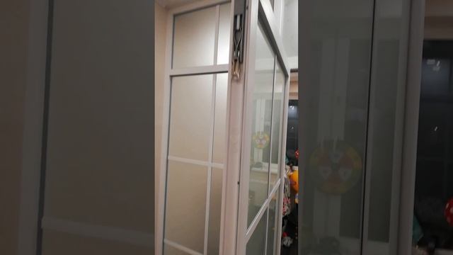 Перегородка с распашной двухстворчатой дверью смотреть онлайн