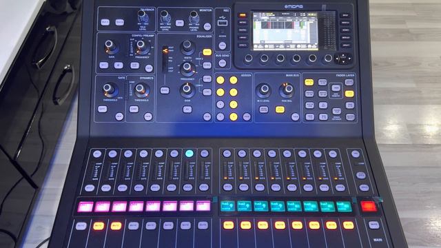 MIDAS M32R LIVE смотреть онлайн