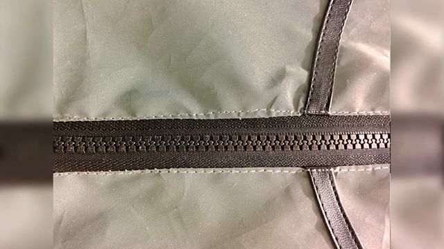 Светоотражающая спортивная куртка | распаковка и тест смотреть онлайн