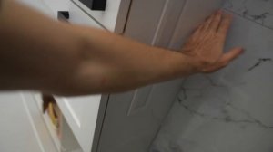 Бюджетная подсветка кухни под шкафами