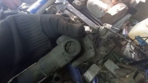 Биение раздатки Нивы.  Или пора менять Крестовины кардана