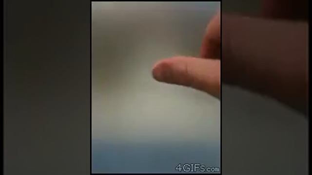 Скотч наклеенный на матовое стекло, делает его прозрачным смотреть онлайн