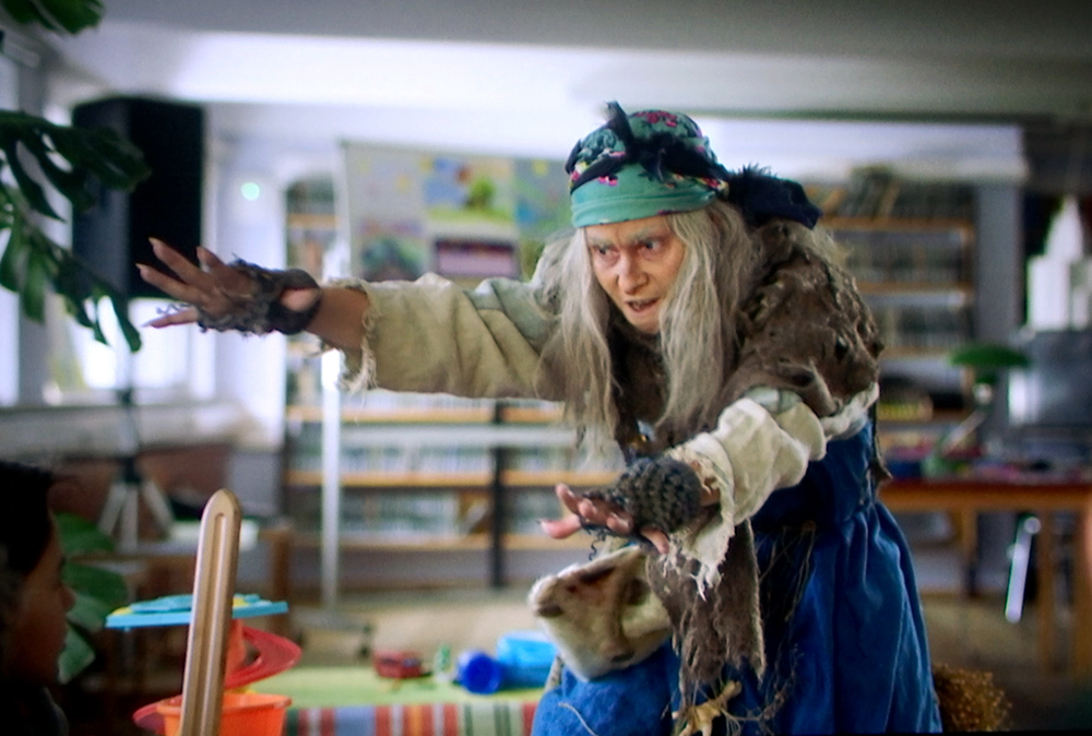 В Москве прошла премьера фильма-сказки "Волшебный оберег" / Город новостей на ТВЦ