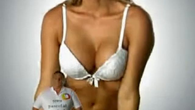 показала мужику титьки смотреть онлайн