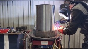 Repairing a Cylinder Barrel for BIG D11 Bulldozer! | Machining, Welding & Honing
