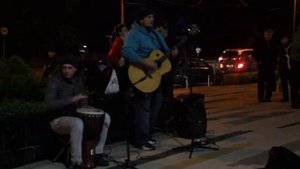 "Ты далеко от меня..." Поздний час, половина первого, семь тысяч над землей.