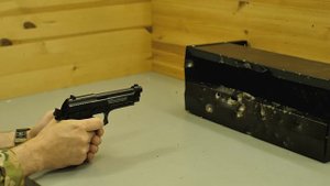 Crosman PFAM9B (Beretta 92) видео обзор