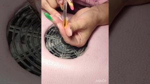 Верхние фомы. Наращивание ногтей  акрилом
