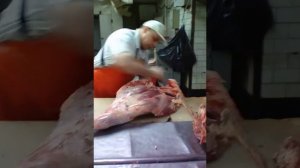 Скромный обвальщик говядины