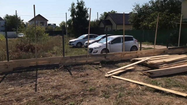 ПЛЕТЕНЫЙ ЗАБОР / Секреты монтажа плетеного забора / собрал в одного смотреть онлайн