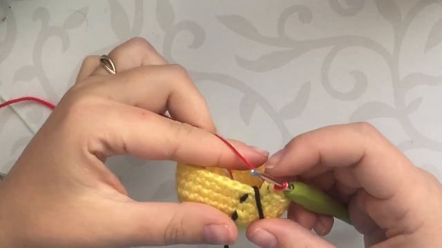 ИГРУШКА-ПОГРЕМУШКА КРЮЧКОМ / МК для начинающих / Игрушка крючком / Самая легка игрушка крючком