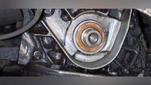 замена сальника коленвала быстро просто.