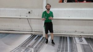 Подъем разгибом (kip-up) с пола из кувырка вперед