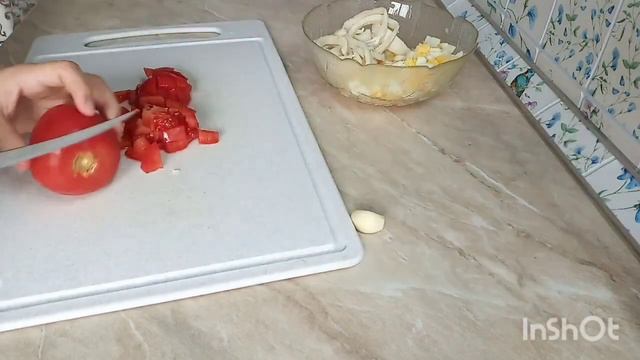 МИНИМУМ ИНГРЕДИЕНТОВ!!! Как приготовить САЛАТ ИЗ КАЛЬМАРА!!! смотреть онлайн