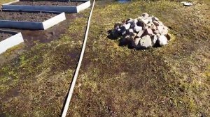 Делаю весну. Откачиваю колодец дренажным насосом Вихрь.