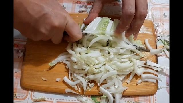 Салат из капусты с грибами смотреть онлайн