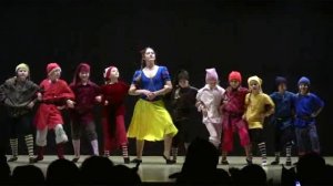 6 - SnowWhite (танец Белоснежки и гномов)