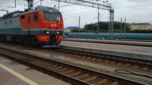 Отправление ЭП2К-060 с поездом №11 Владивосток — Самара