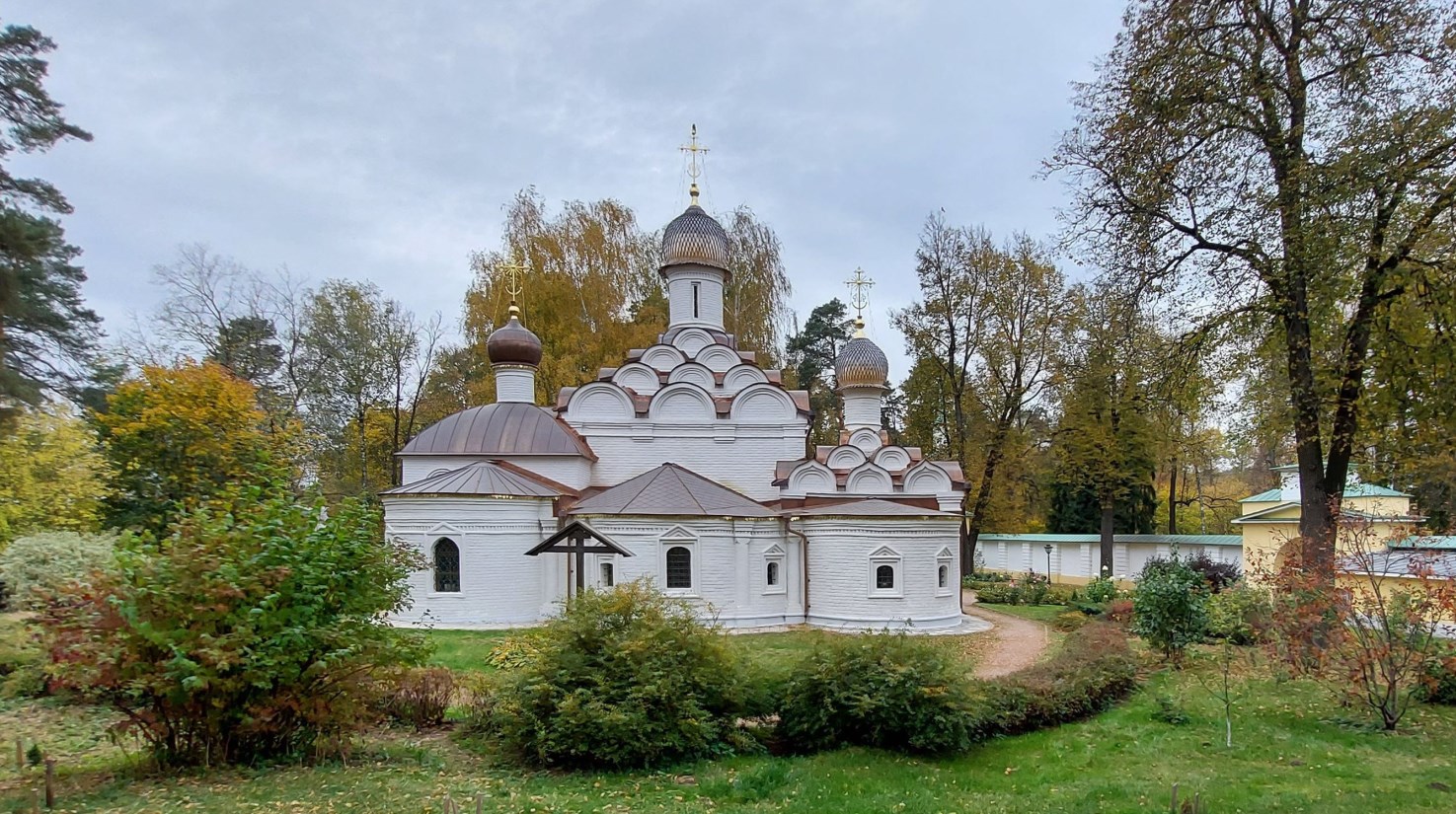 Церковь Архангела Михаила, село Голицыно