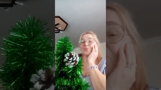 НЕ БОЙСЯ ВЫГЛЯДЕТЬ СМЕШНО.... СТИХИ О БЫСТРОТЕЧНОСТИ ЖИЗНИ, .....