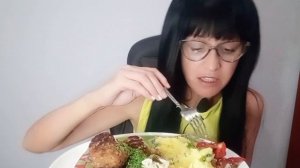 МУКБАНГ/ПЮРЭ КАТЛЕТЫ КАПУТА /домашняяеда##🎀