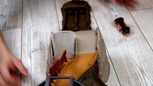 Трек Тачки 3 ночные гонки Disney Cars 3 Midnight Jump Track Set Smokey McQueen