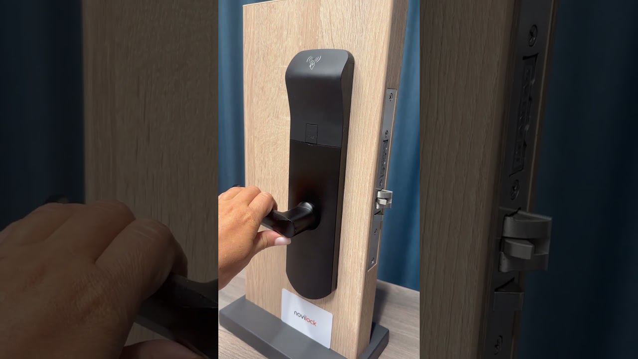 ✅ АНТИПАНИКА ГОСТИНИЧНЫЙ ЗАМОК смотреть онлайн