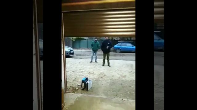 Установка роллетных ворот