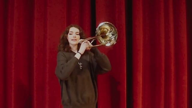 WOBURN BEGINNING BAND TROMBONE DEMONSTRATION смотреть онлайн