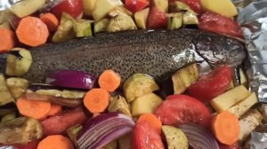 Рыба в духовке с овощами...Рыба в фольге с баклажанами и картошкой..