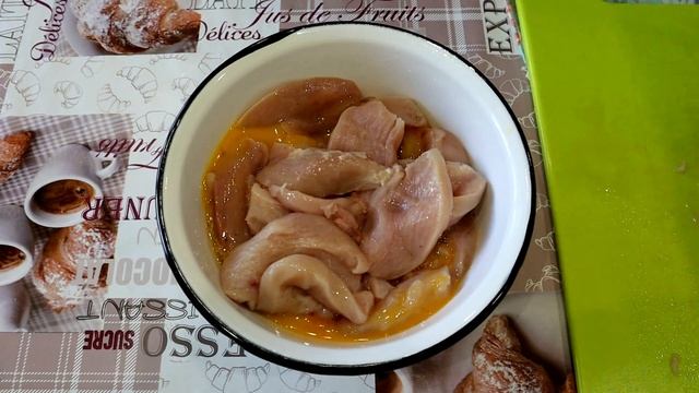 Вкусные куриные стрипсы с хрустящей картошкой смотреть онлайн