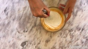 Пирог из овсяных хлопьев со сметанным кремом