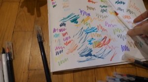 VLOG Разбираю канцелярию у Алисы на столе